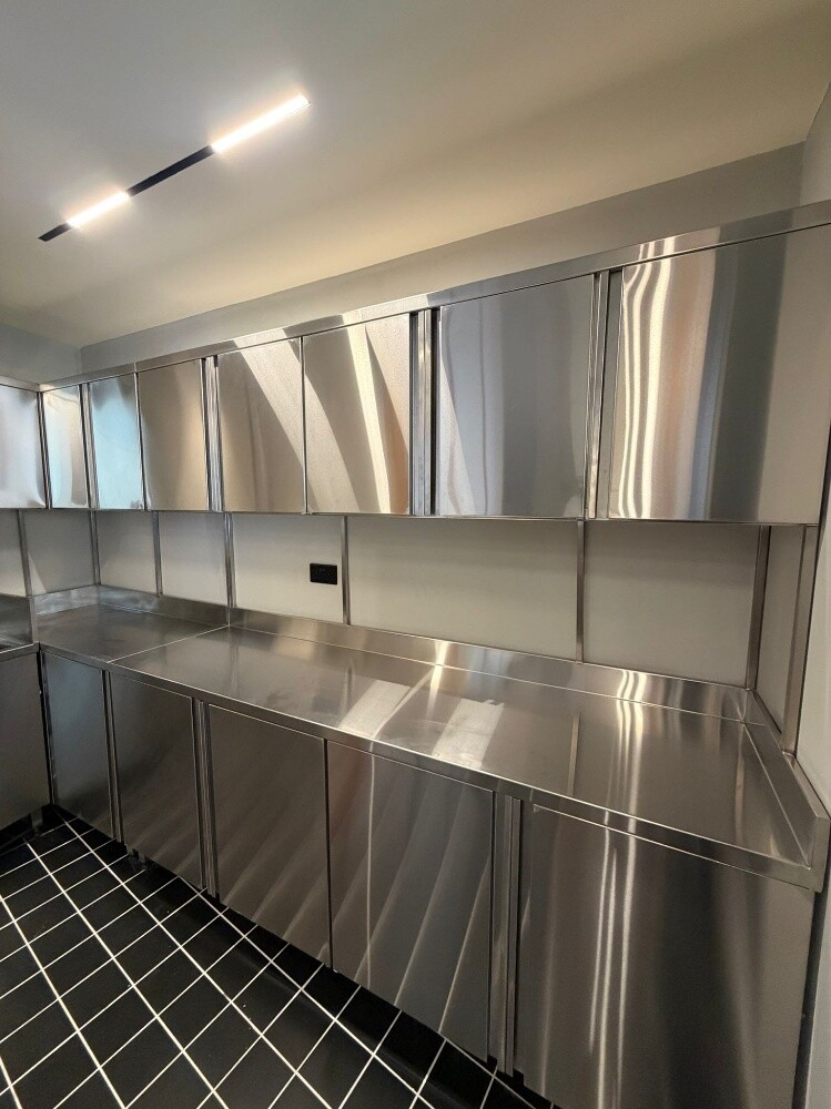 Custom fabrication SS Kitchen Equip - 20
