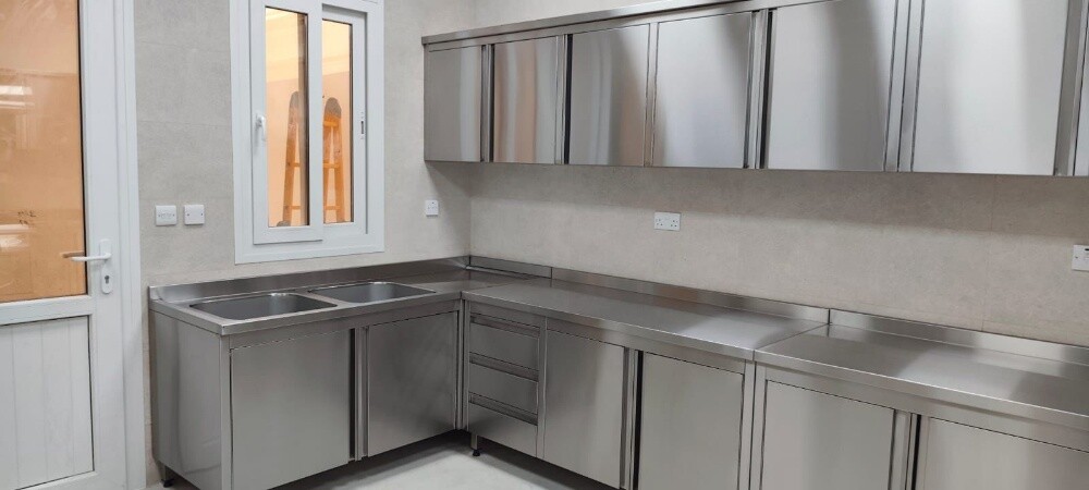 Custom fabrication SS Kitchen Equip - 14