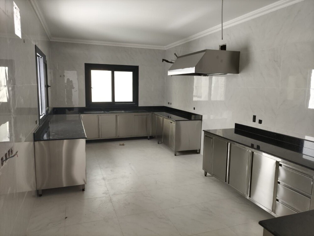 Custom fabrication SS Kitchen Equip - 22