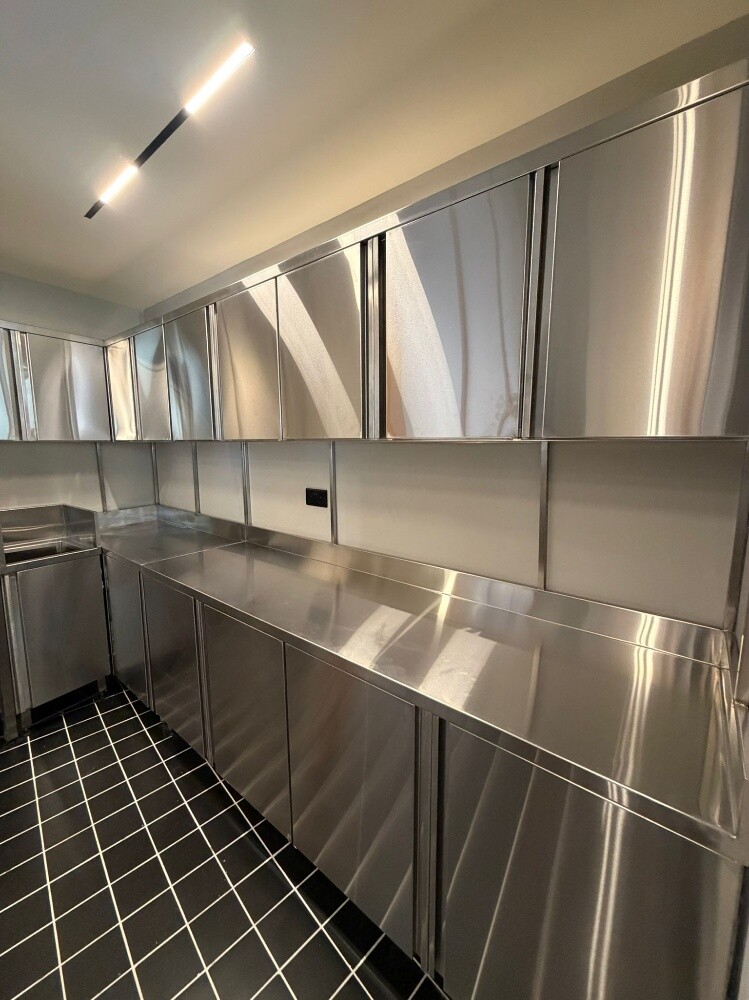 Custom fabrication SS Kitchen Equip - 21