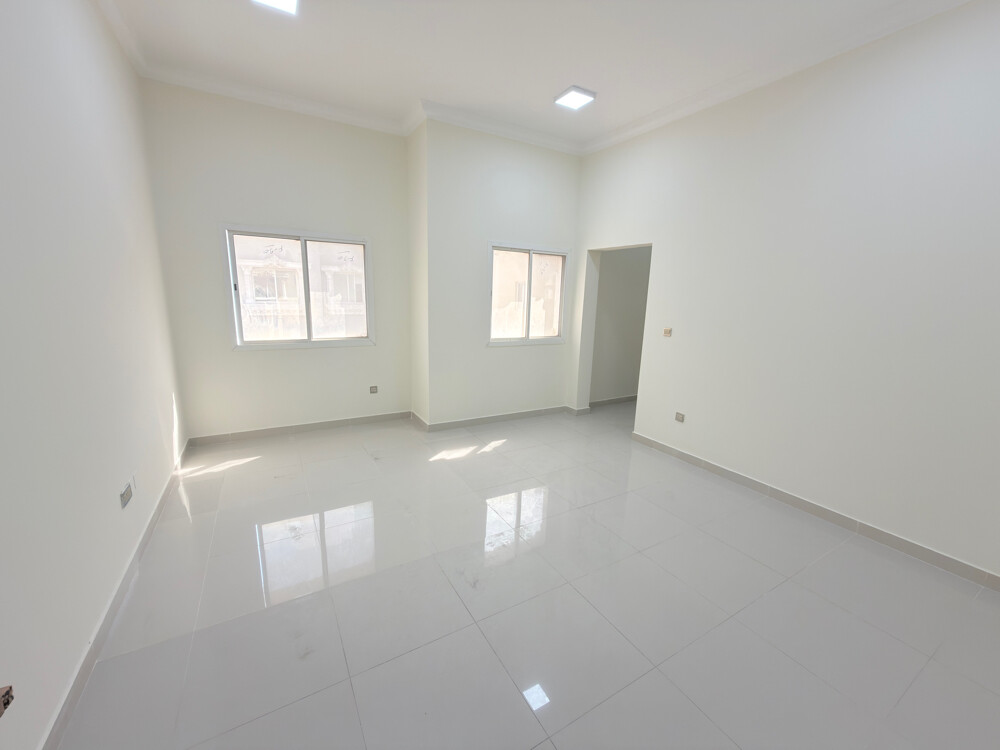 Villa in Umm Al Amad 6 bedroom - 16
