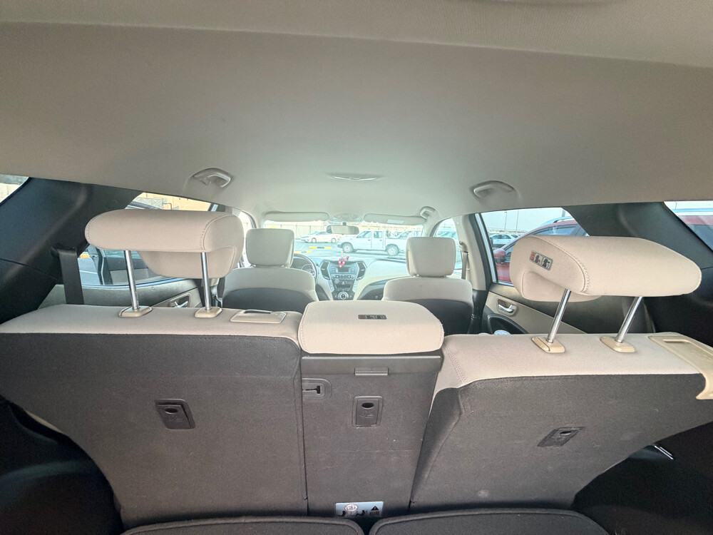 Hyundai Santafee mid option  - 1