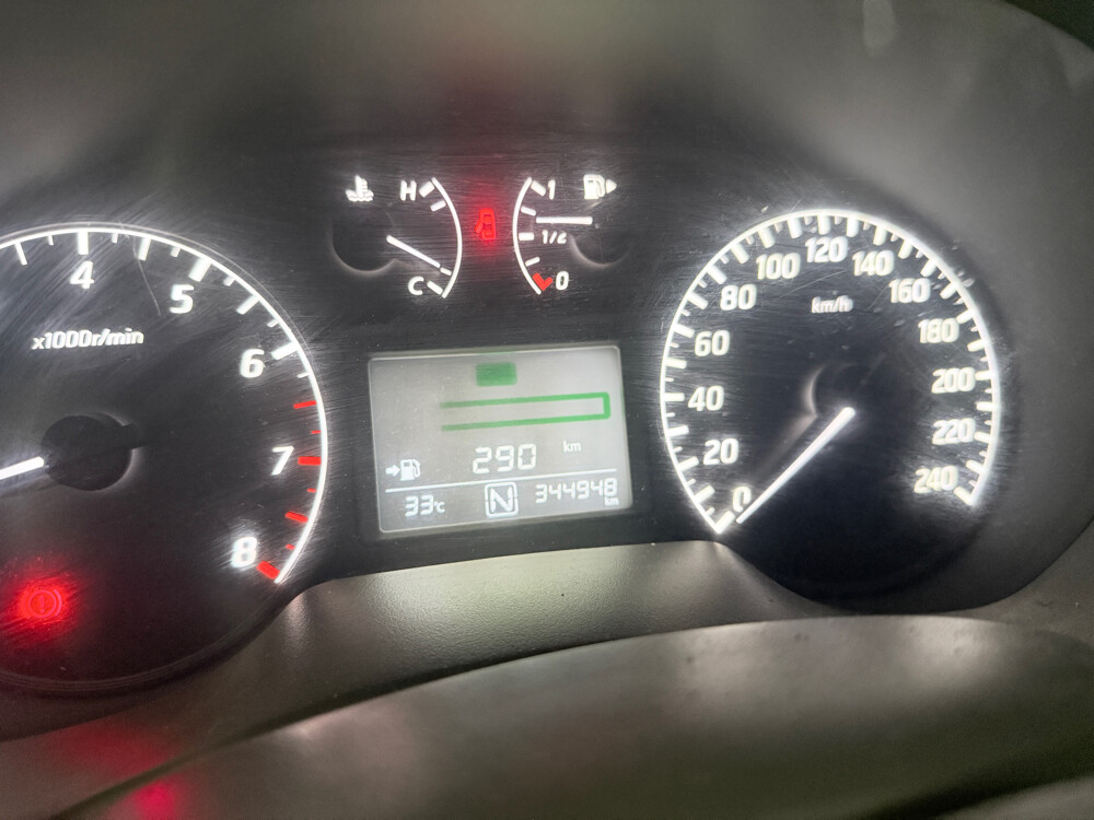 Nissan sentra - 2