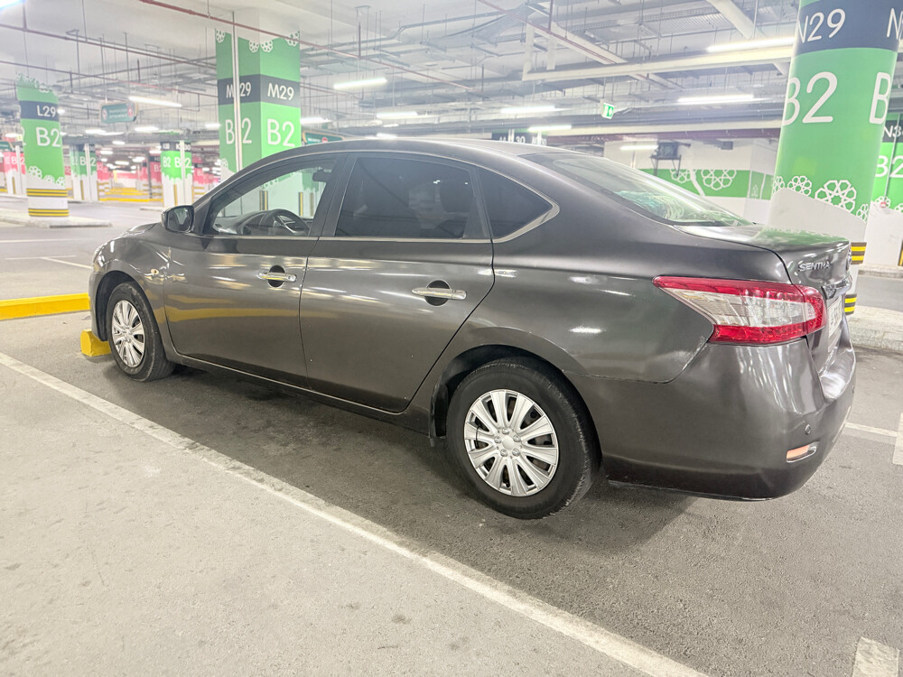 Nissan sentra - 7