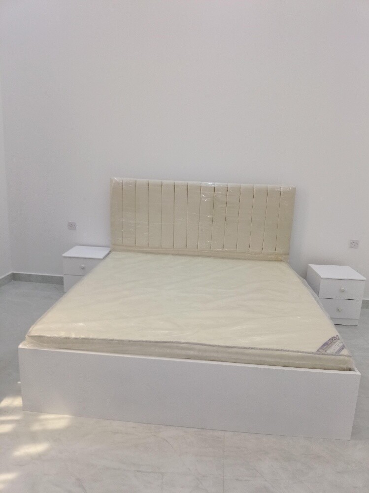 متوفر رفوف حديد جديدة - 2