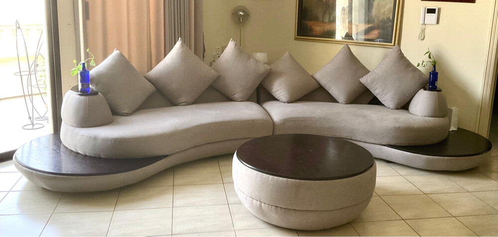 For Sale - Luxurious Sofa Set - 1