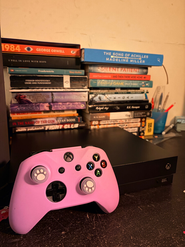 Xbox One X 1TB With Games - 1