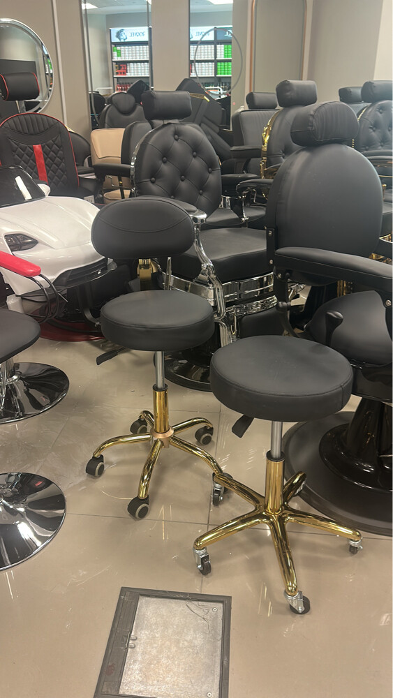 Salon items - 19