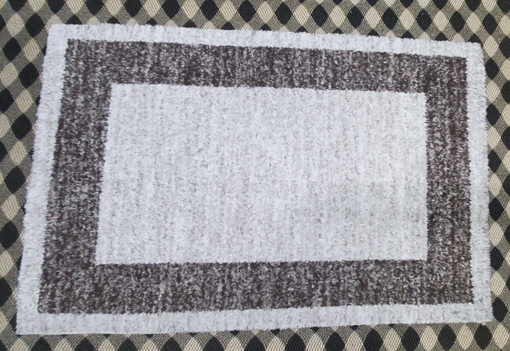 Turkey Carpet & Pouf - 4