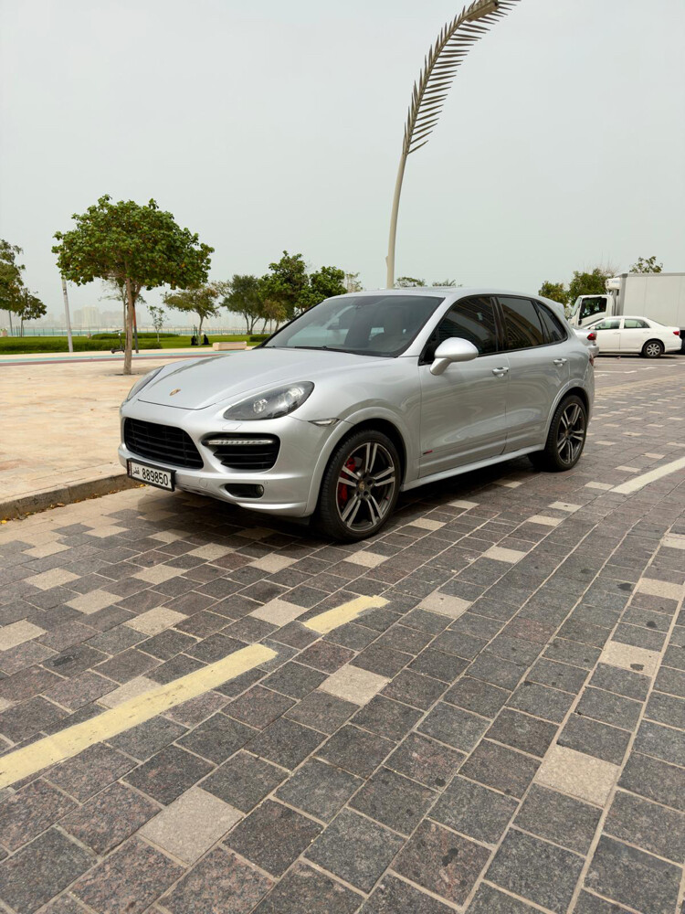 Porsche Cayenne GTS 2013 - 3