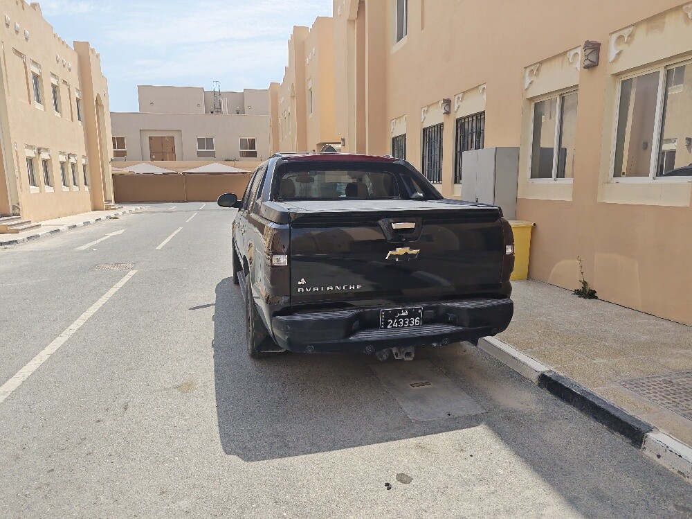 chevy Avalanche black diamond 2013 - 3