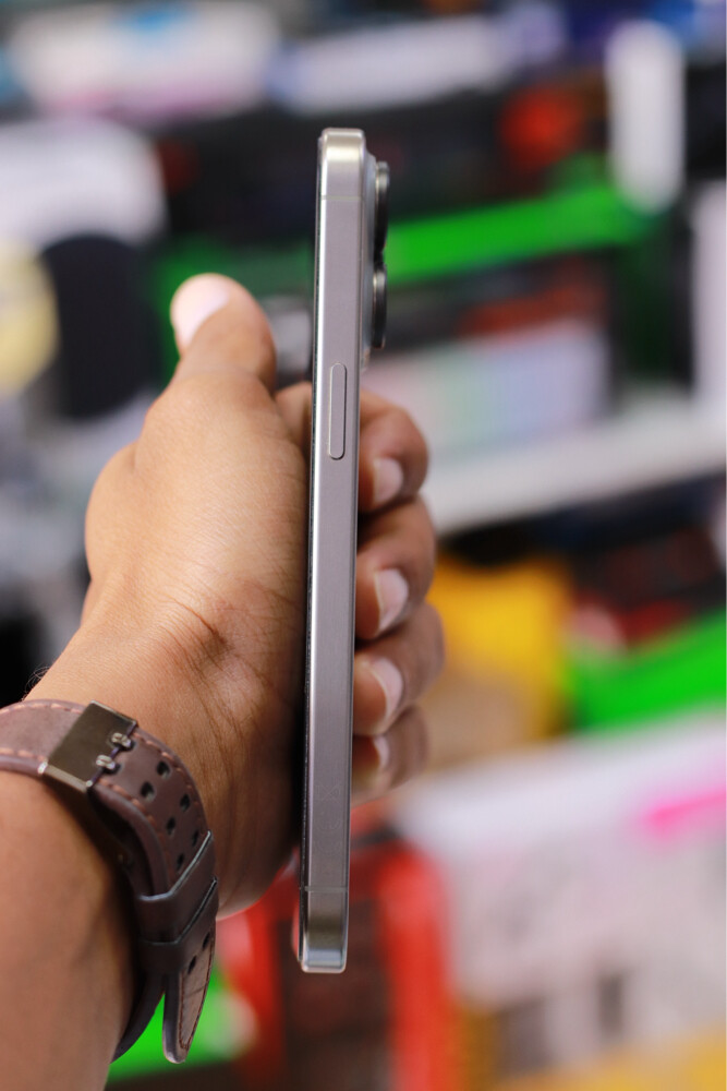 IPhone 15 Pro Max 1TB - 6