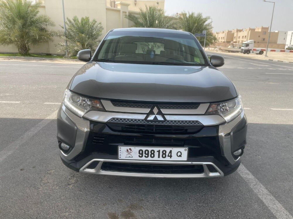 ميتسوبيشي اوتلاندر موديل ٢٠٢٢ - 1