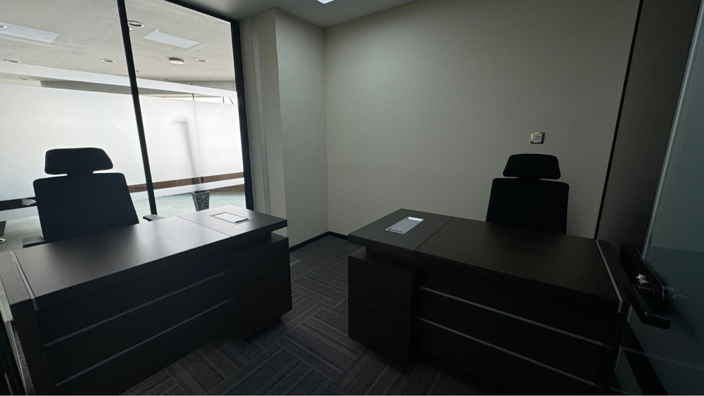 office in c ring - 4