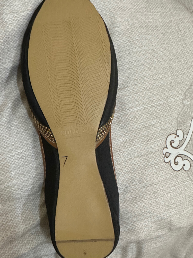 size 37 khussa sandals - 3