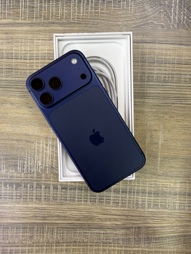 17 برو ماكس 256 ازرق  - 4