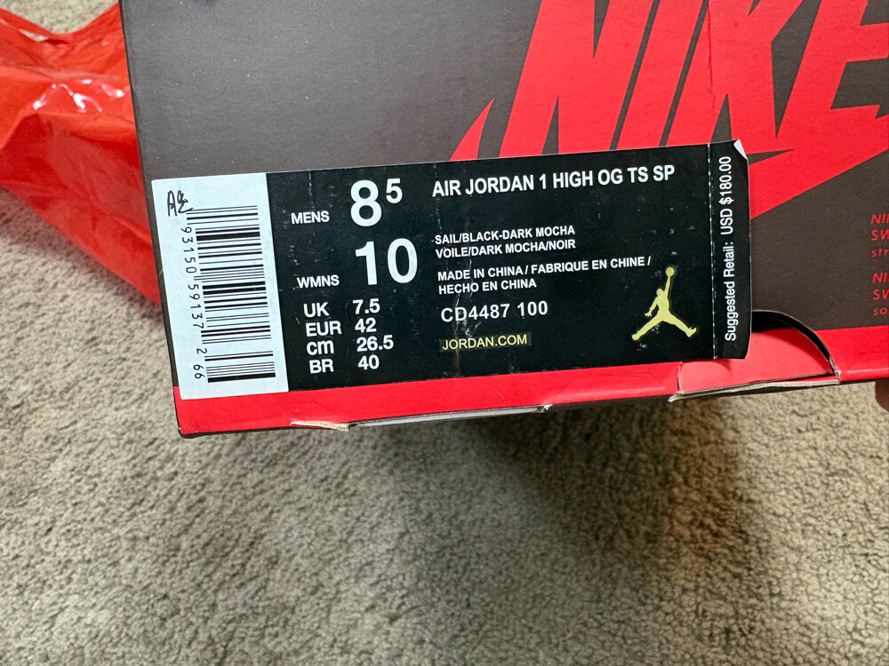 Travis Scott Air Jordan1 High Mocha - 6
