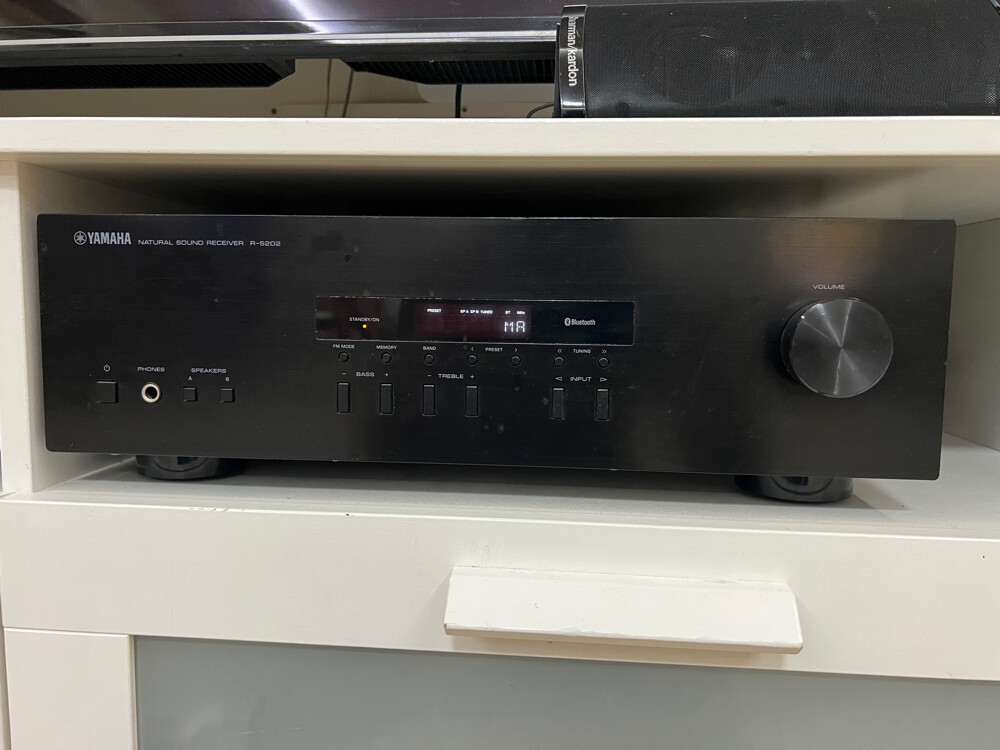Yamaha stereo amplifier Bluetooth  - 2