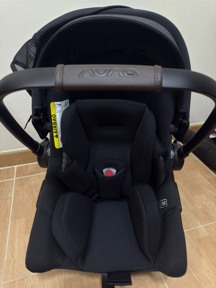 Nuna PIPA infant car seat - premium - 1