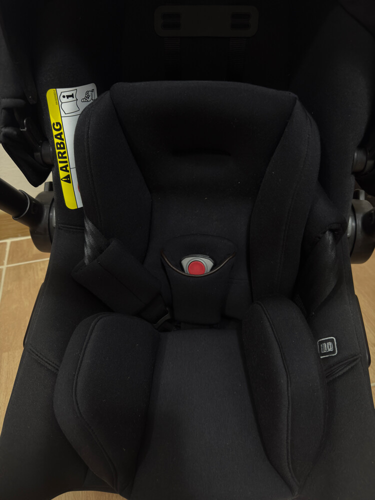 Nuna PIPA infant car seat - premium - 3