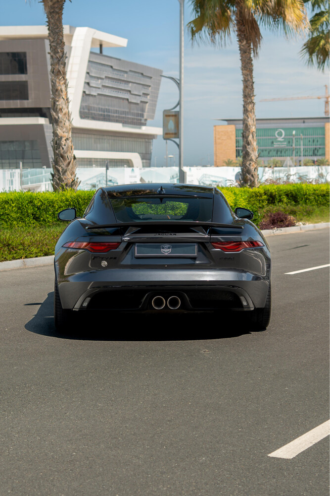 Jaguar F-Type 2021 - 4