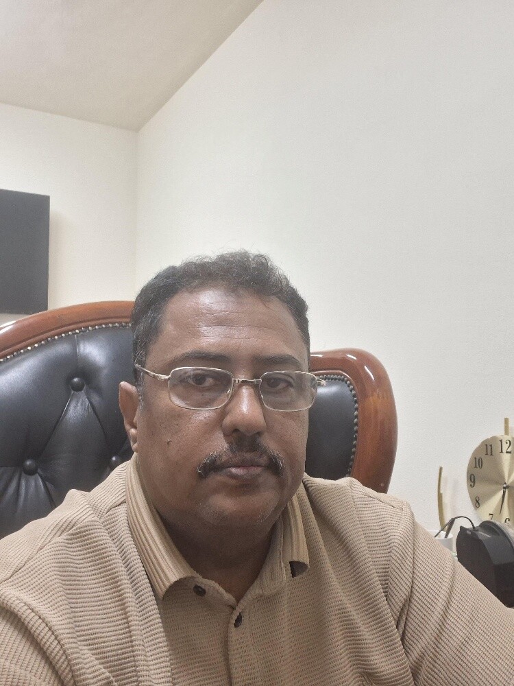 Sudanese PRO with 25 years of exper - 1
