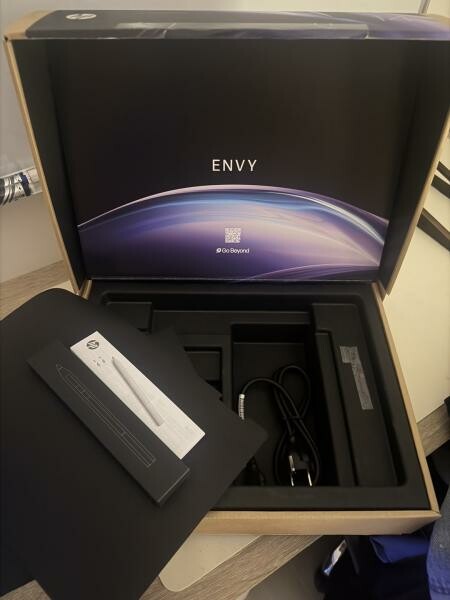 HP Envy x360 Ryzen 5 / 16GB / 512G - 2