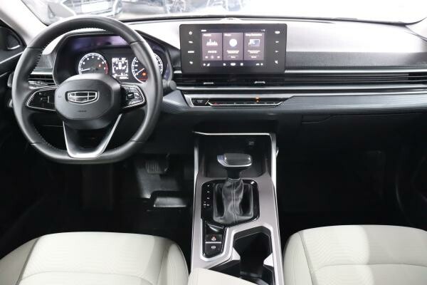 Geely Emgrand Comfort 2024 - 15