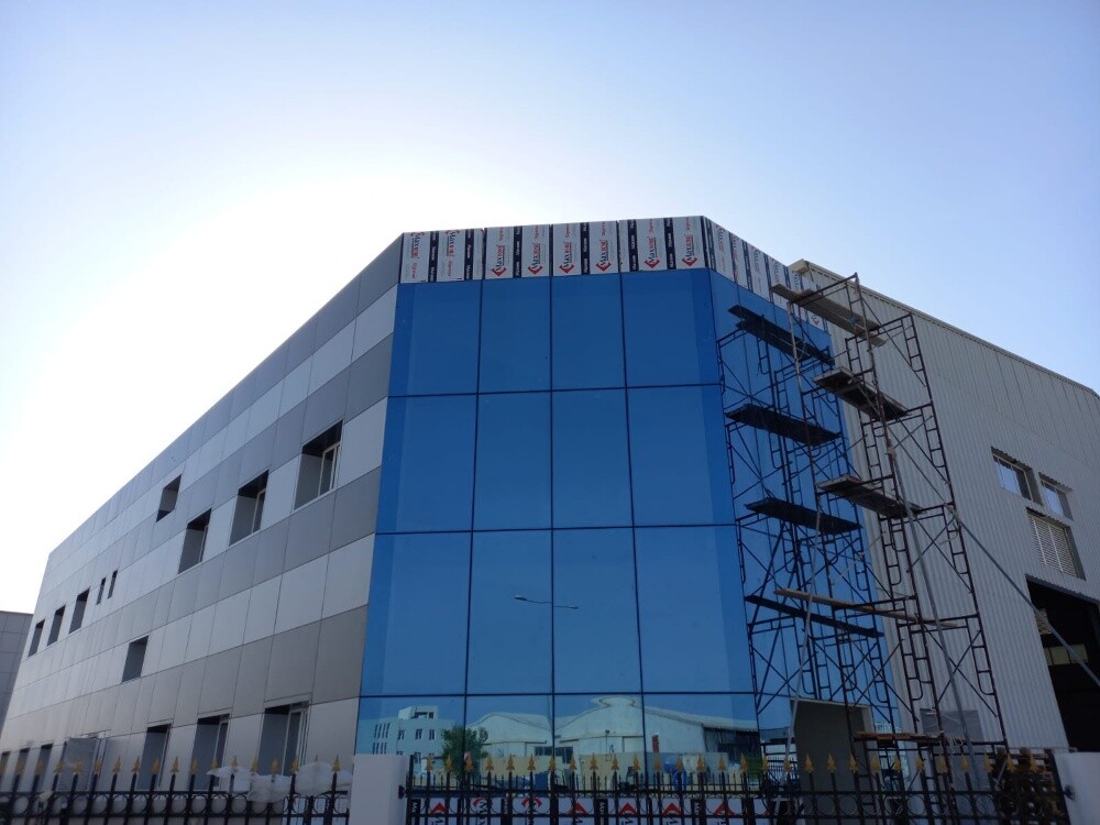 FOLAZCO QATAR Steel and Glass - 3