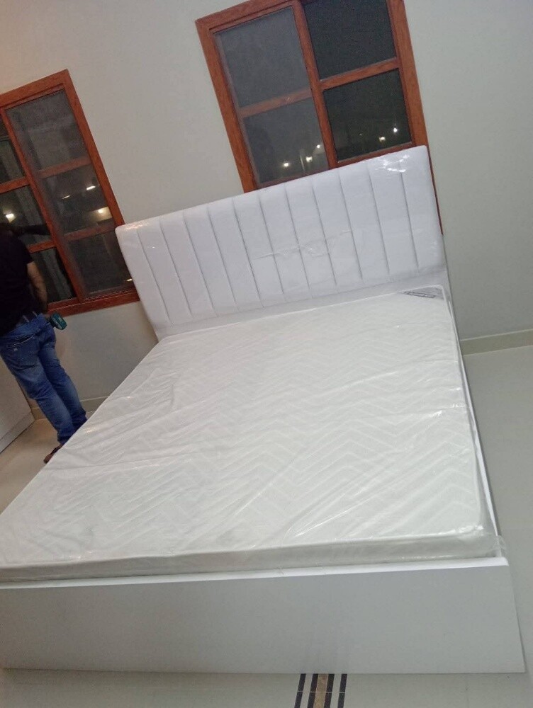 سرير مزدوج ومرتبة - 3