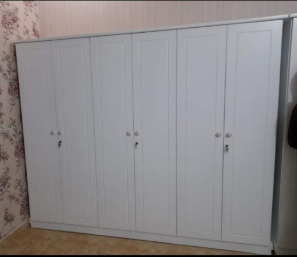 سيارات بستة أبواب، وأربعة أبواب، - 5