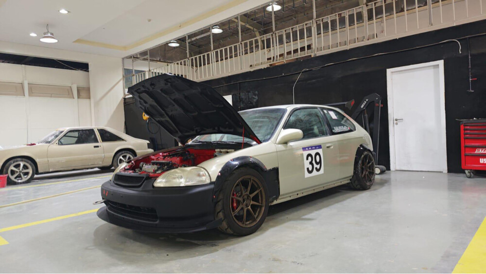 honda civic. hatchback - 3