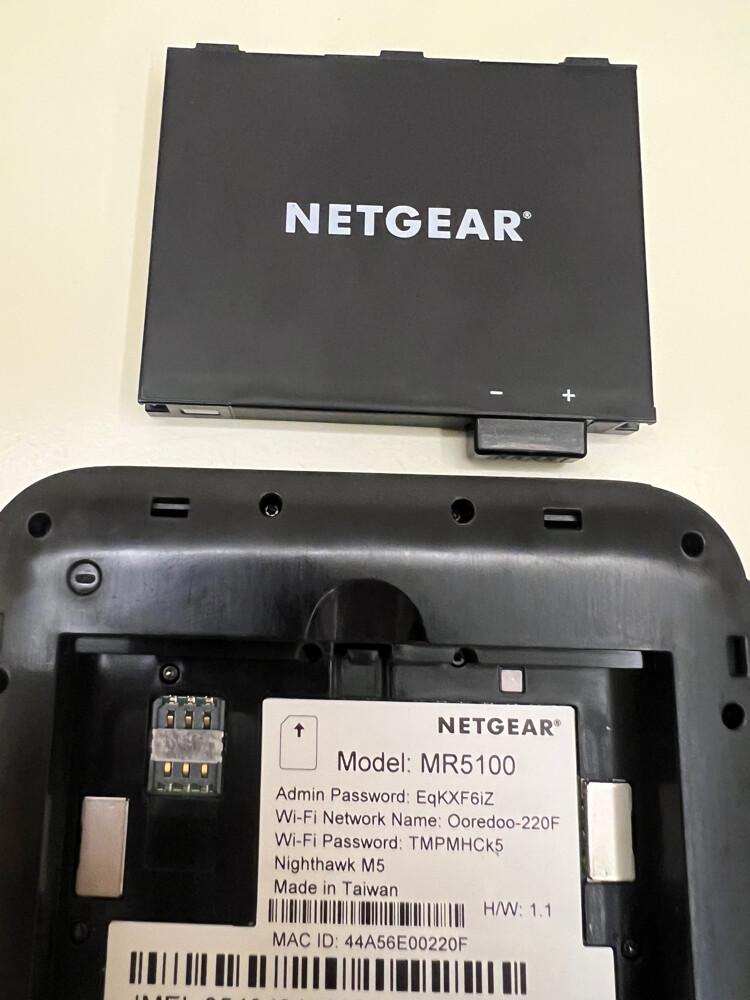 NetGear M5 WiFi device  - 3