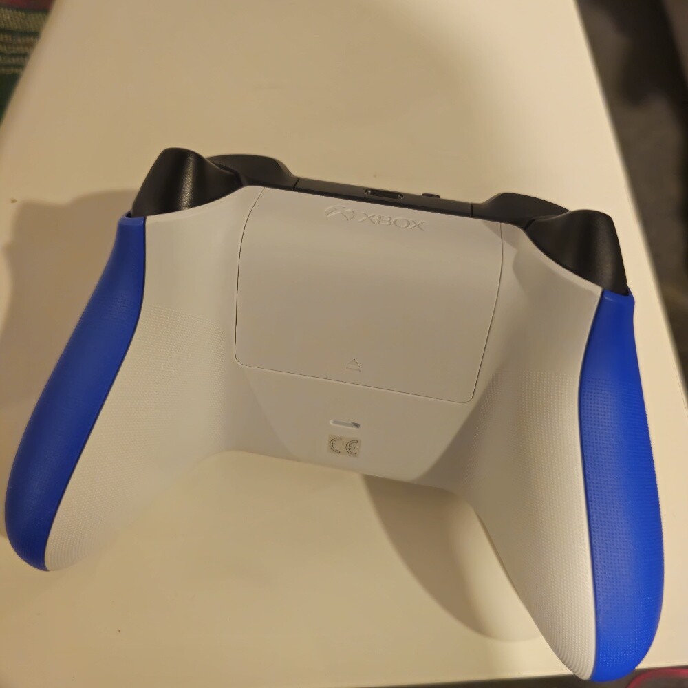 Xbox Wireless Controller Blue Shock - 2