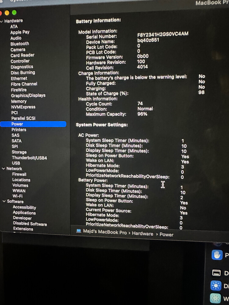 MacBook Pro 16" (M2 Pro)  - 3