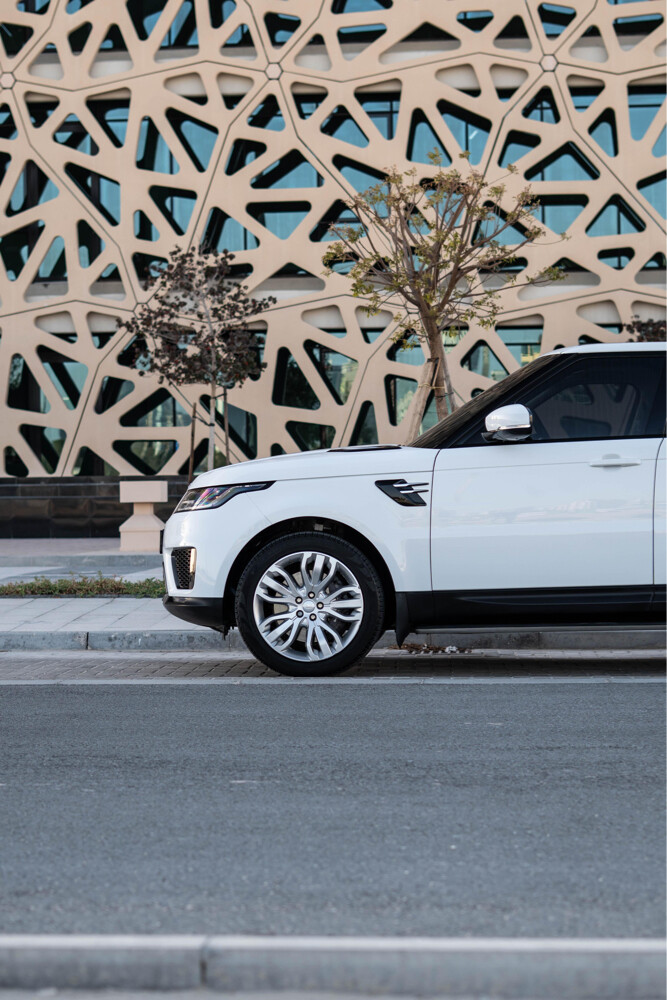 Land Rover Range Rover Sport 2018 - 13