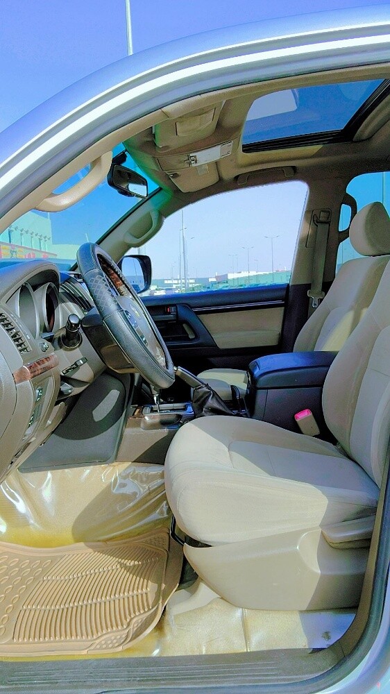 Toyota Land Cruiser GXR
Model 2008 - 7