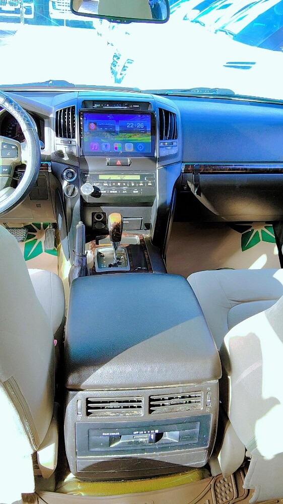 Toyota Land Cruiser GXR
Model 2008 - 11