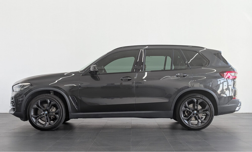 2023 BMW X5 40i-original paint - 4