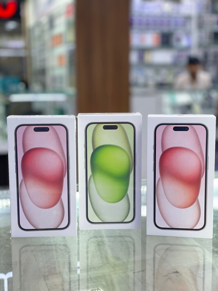 iPhone 15 - 1