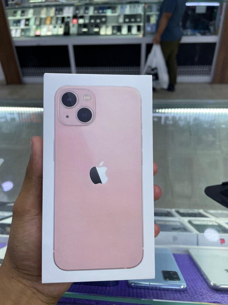 iPhone 15 - 2