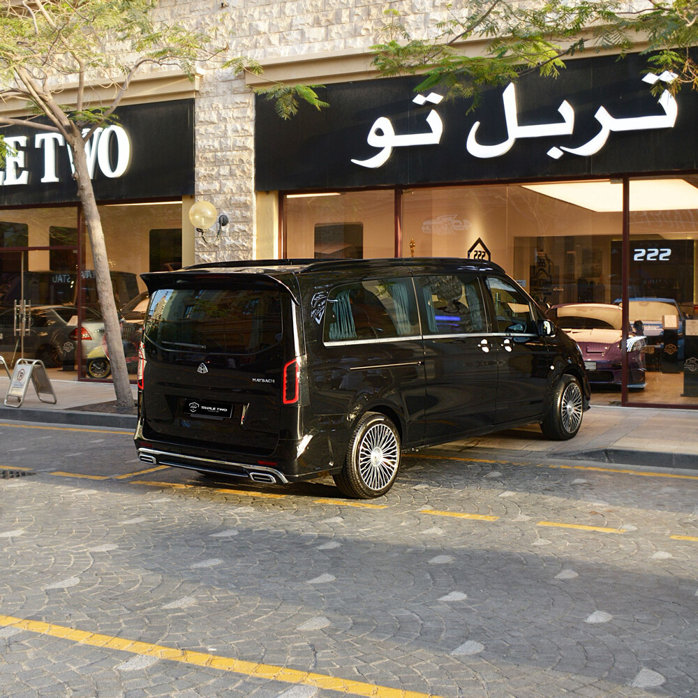 مرسيدس في كلاس ماي باخ 2025 - 2