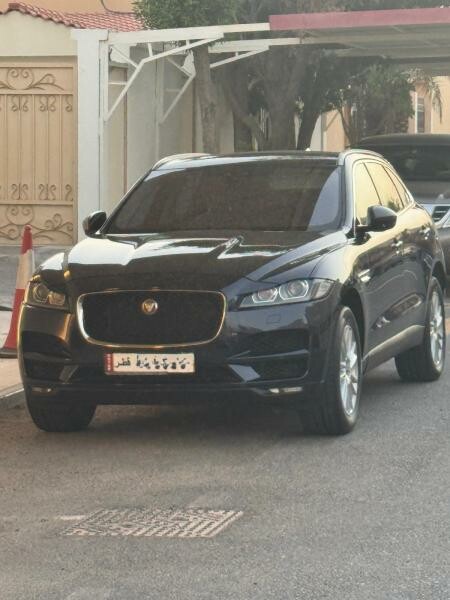 2018 Jaguar F-Pace - Full Option - 1