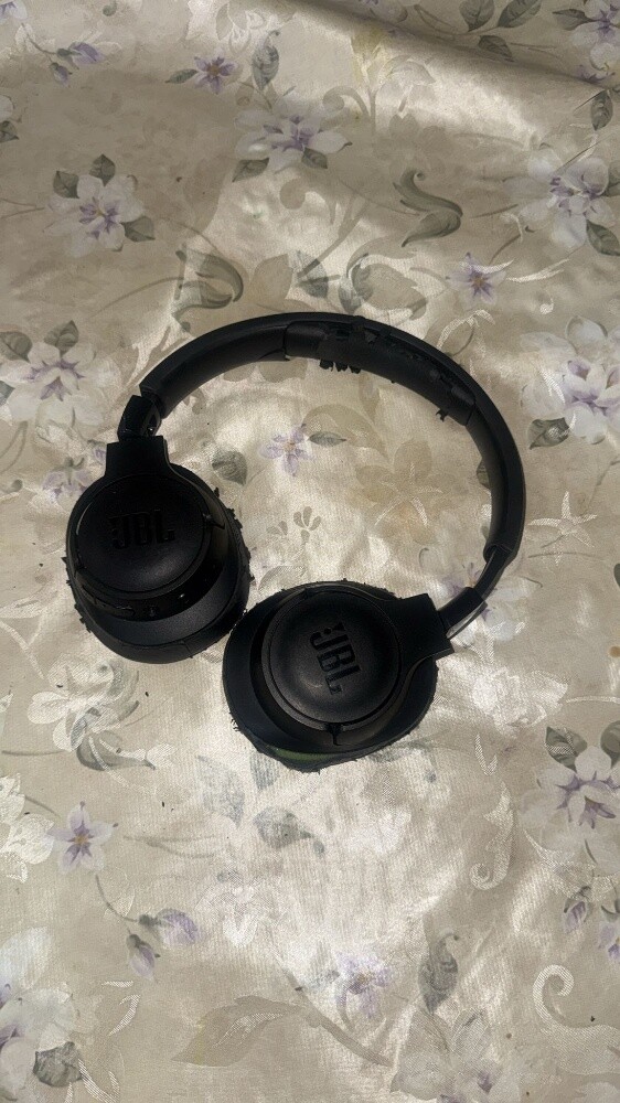 JBL Tune 710BT Headphones - 1