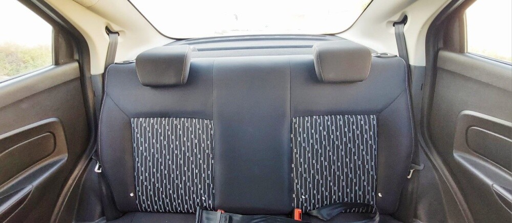 FORD FIGO - 11