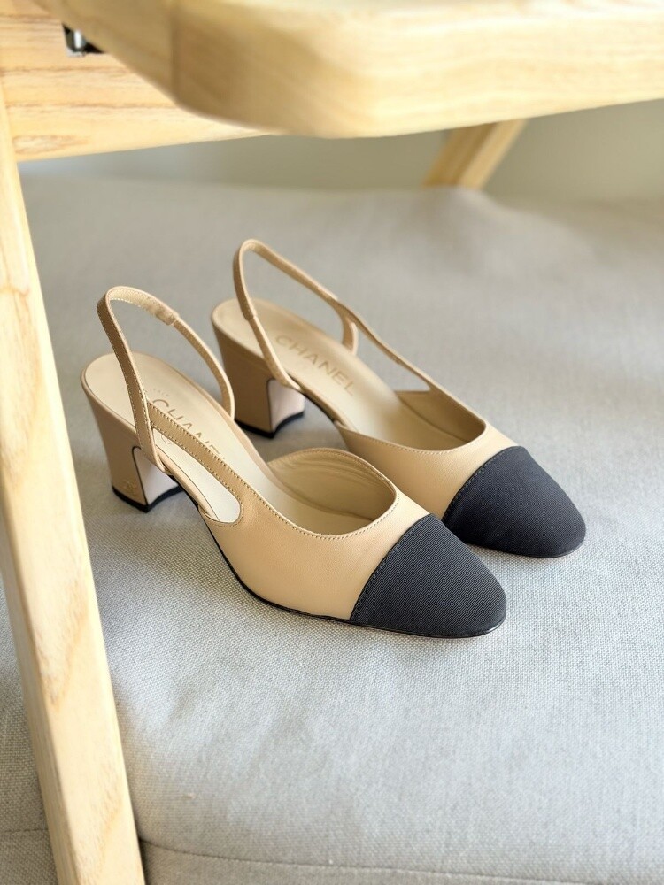 Branded Luxury Shoes - 13
