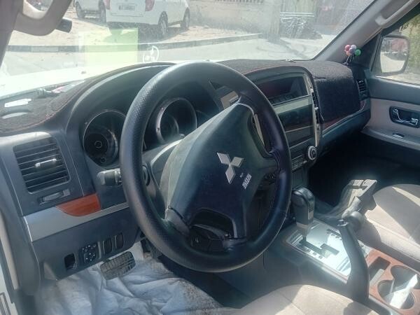 Mitsubishi Pajero Spare parts - 2
