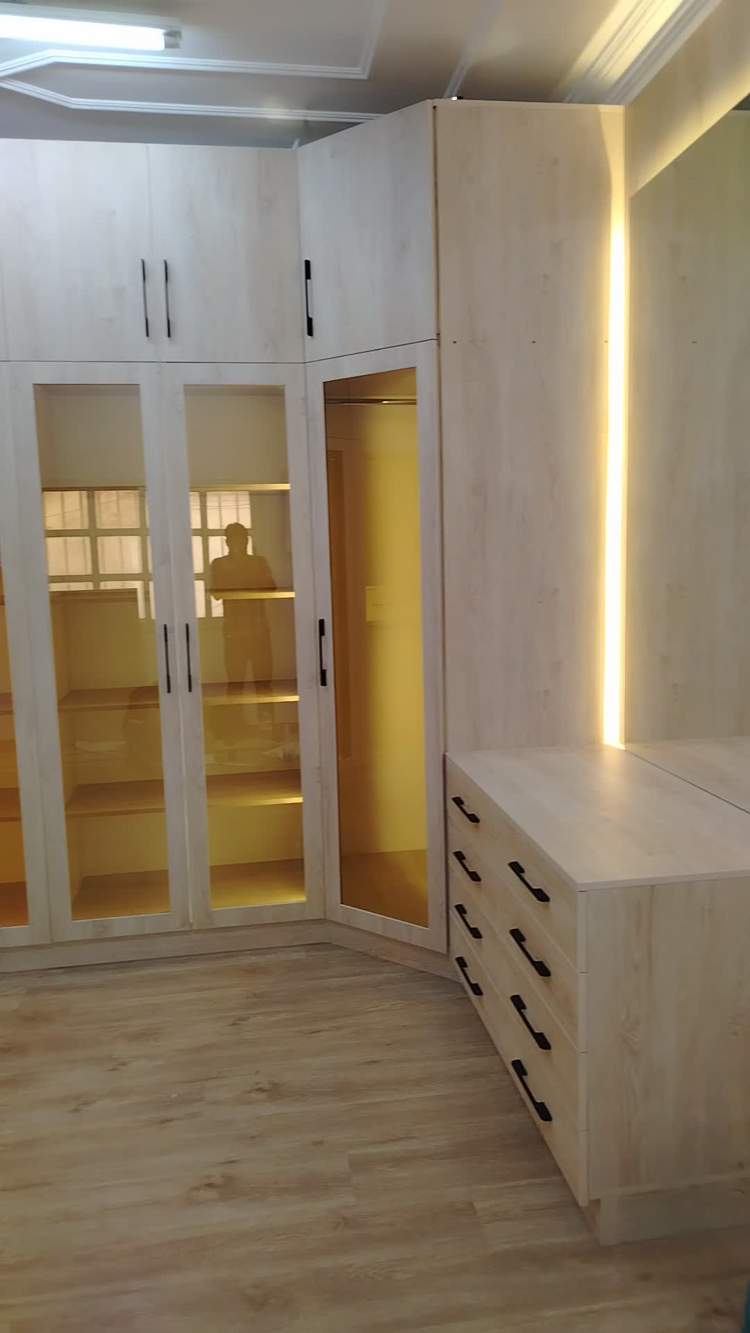 cabinet, chabad, Almira, wardrobe - 1