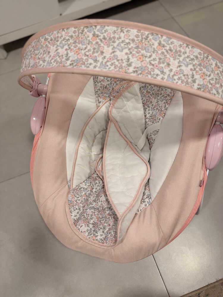 Baby bouncer seat - 1
