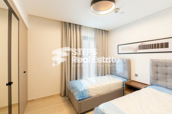 Apt. with Balcony for Sale | Lusail - 8